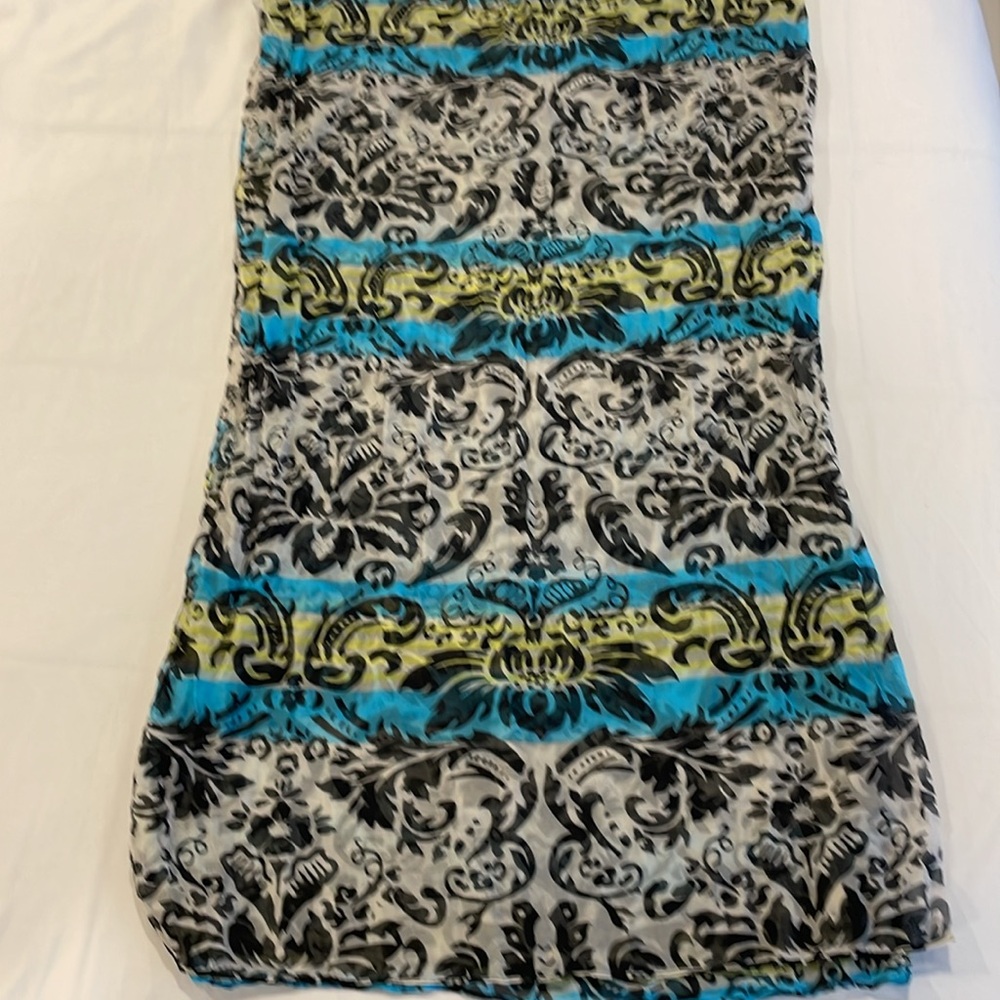 Loft Pattern Scarf - Picture 2 of 5
